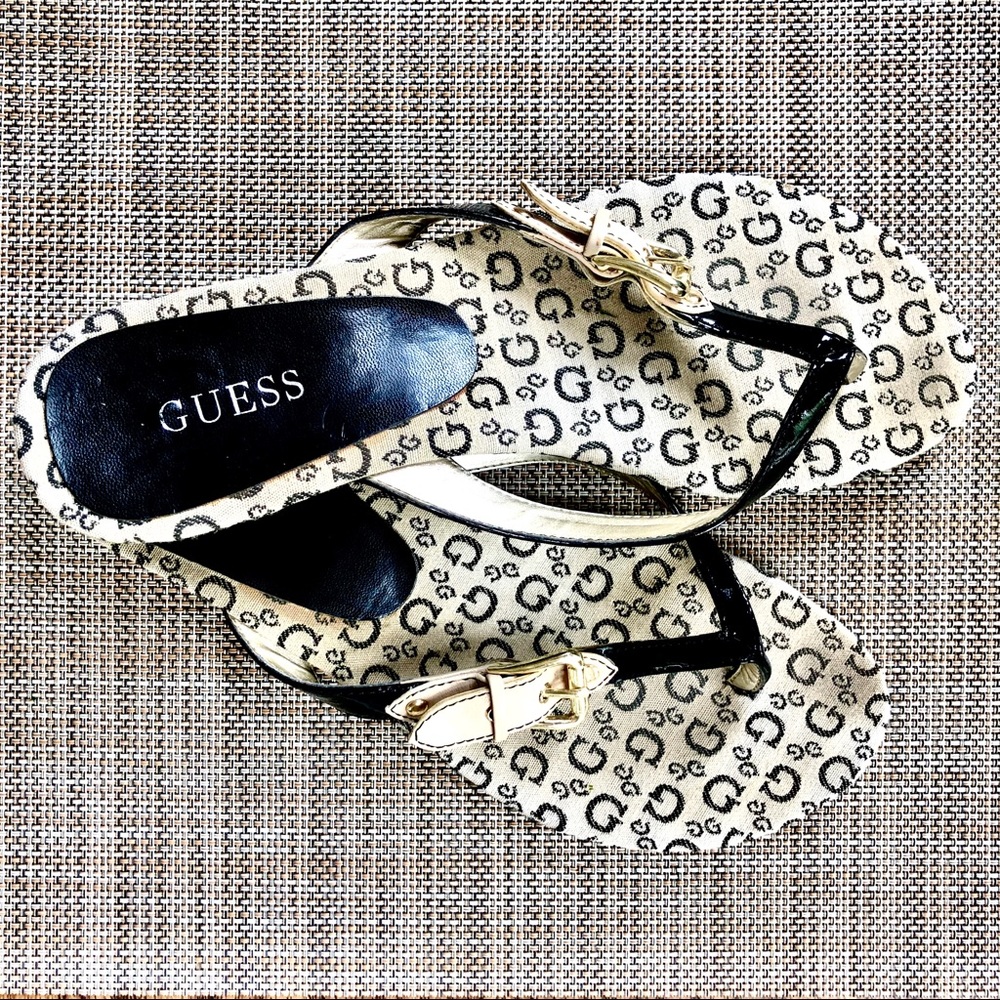 GUESS Sandals